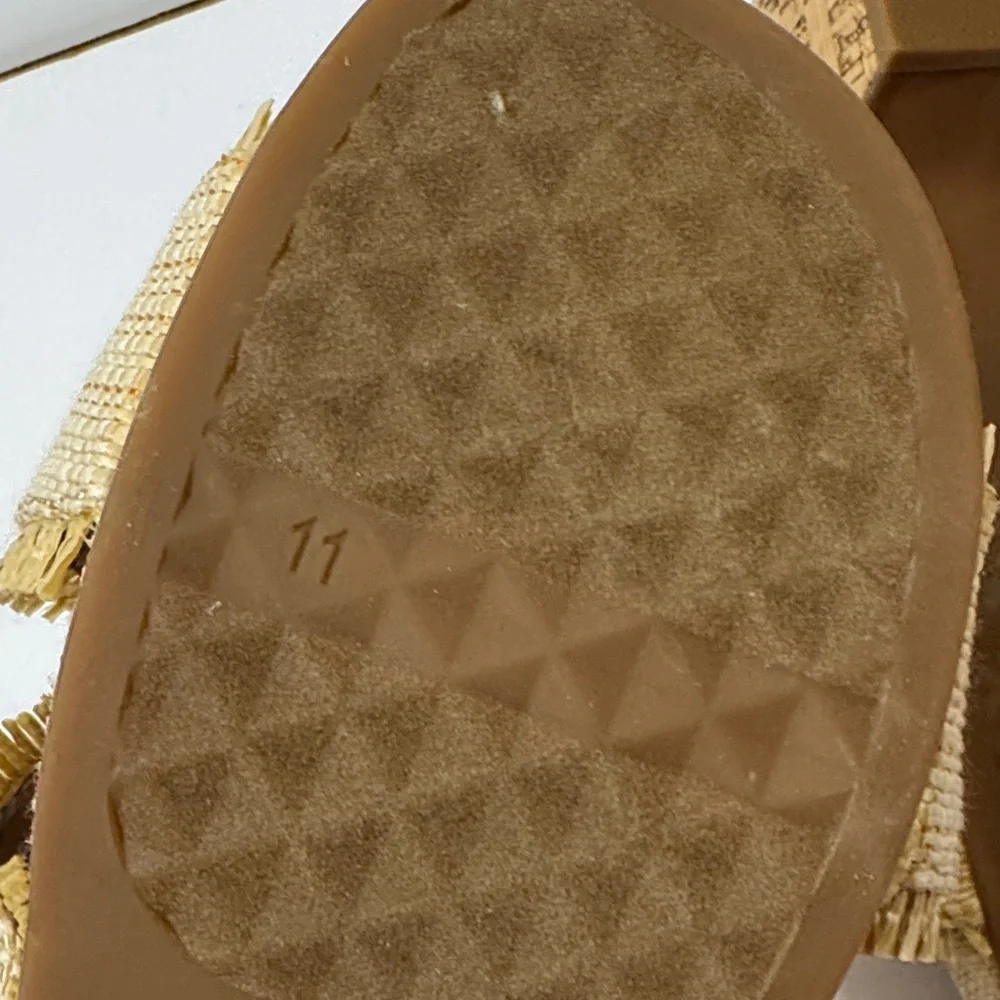 AEROSOLES Madina Sand Raffia Crisscross Wedge Size 11 NWOT